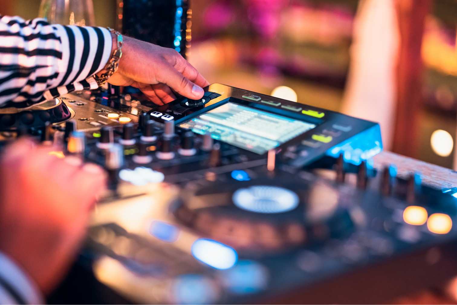 995 Entertainment 995 Entertainment